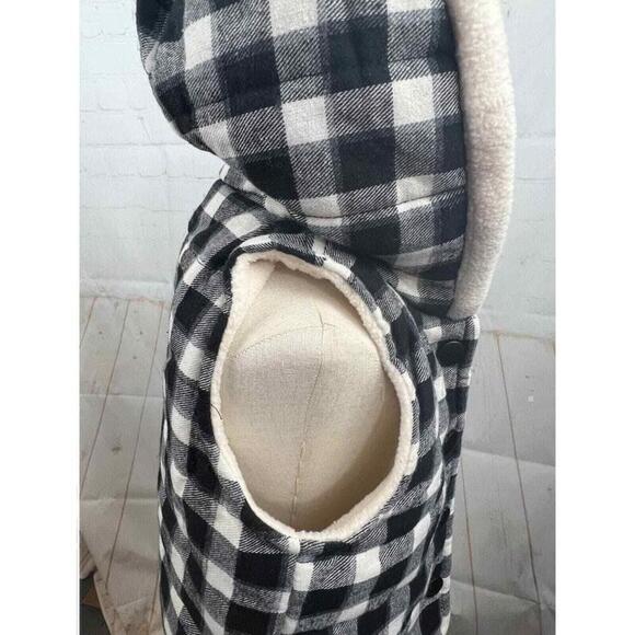 Baby B.Boutique Winter Vest Plaid White/Black Button Up Hooded Coat One Size NWT - Picture 4 of 5